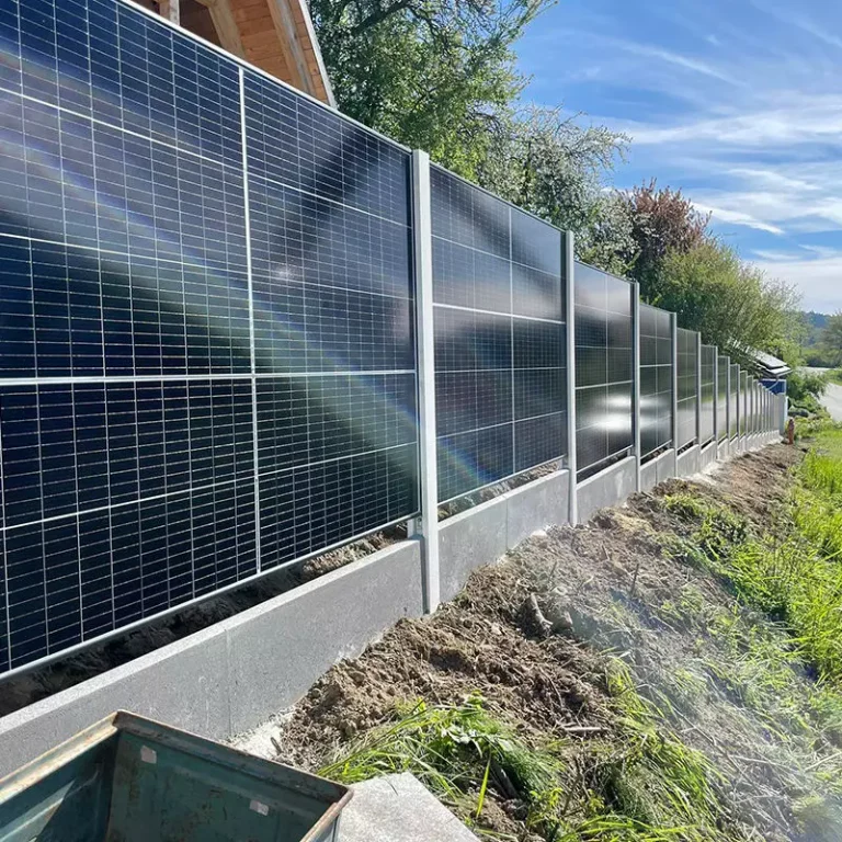 Factory Hot Sales Deer Netting Cattle Solar Panel Fence 8 Inch 12 Inch Solar Panel Bird Mesh Solar Fence